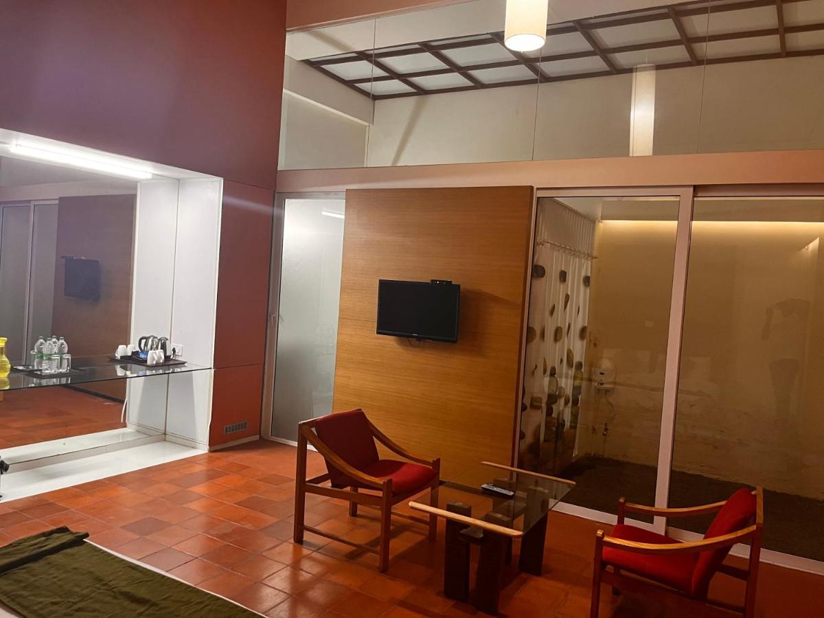 Presidency Artotel, Kochi Ngoại thất bức ảnh