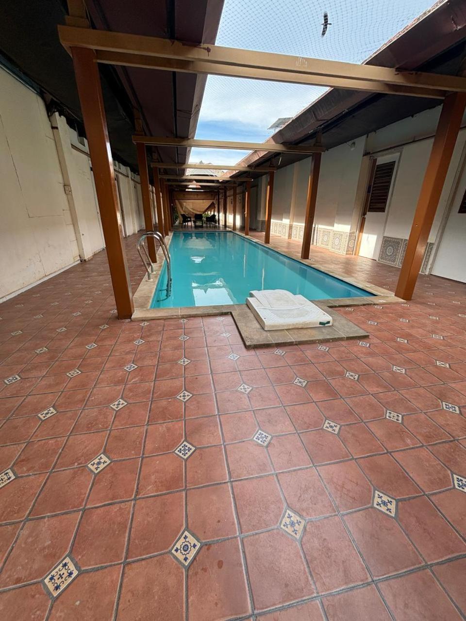 Presidency Artotel, Kochi Ngoại thất bức ảnh